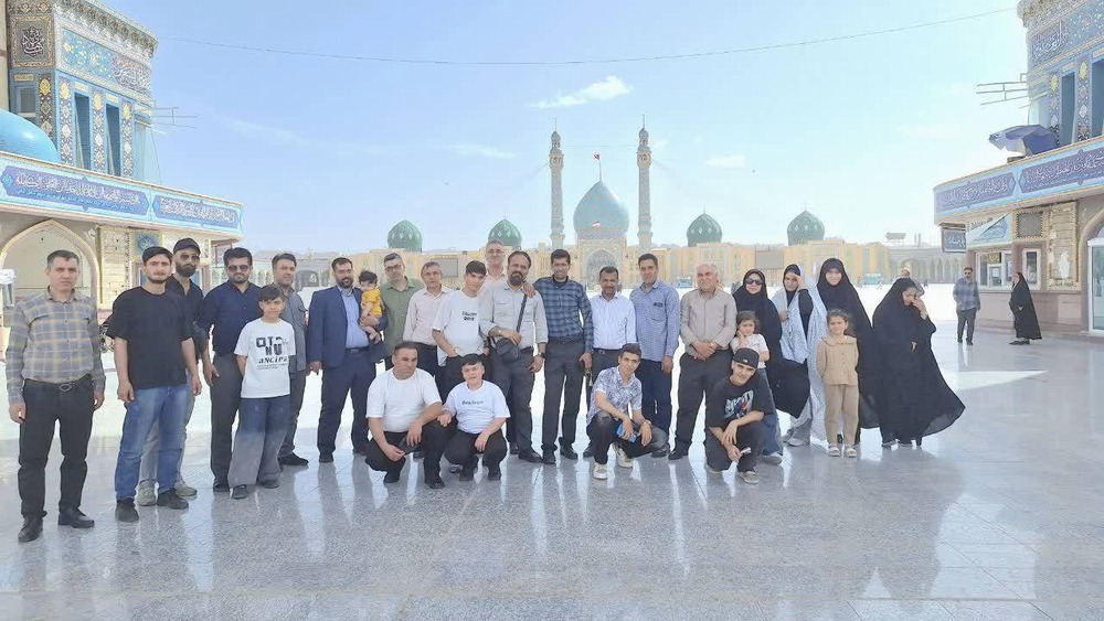  برگزاری سفر زیارتی قم و مسجد مقدس جمکران ویژه کارکنان دانشکده پرستاری و مامایی